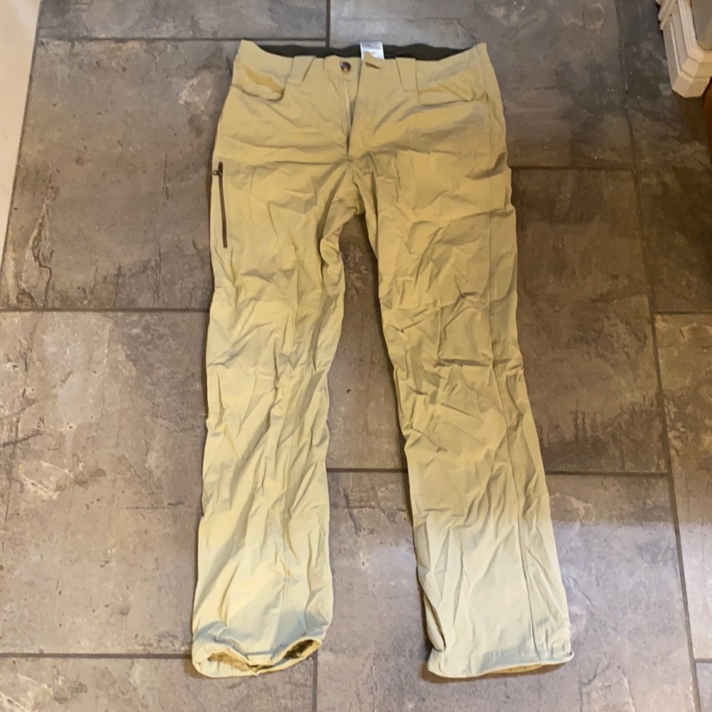 Men’s Outdoor Research Ferrosi pants. Almost new